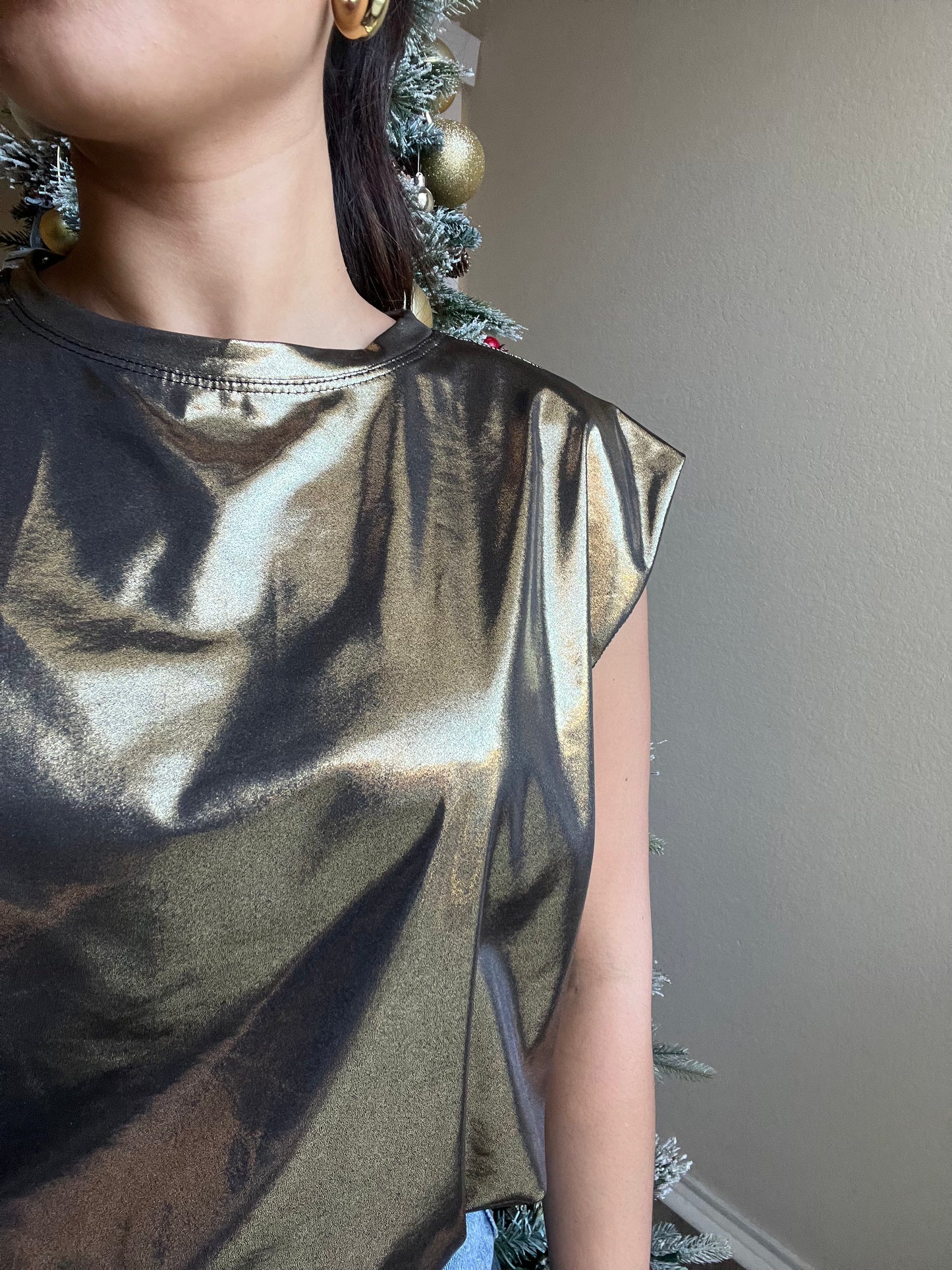 METALLIC TOP