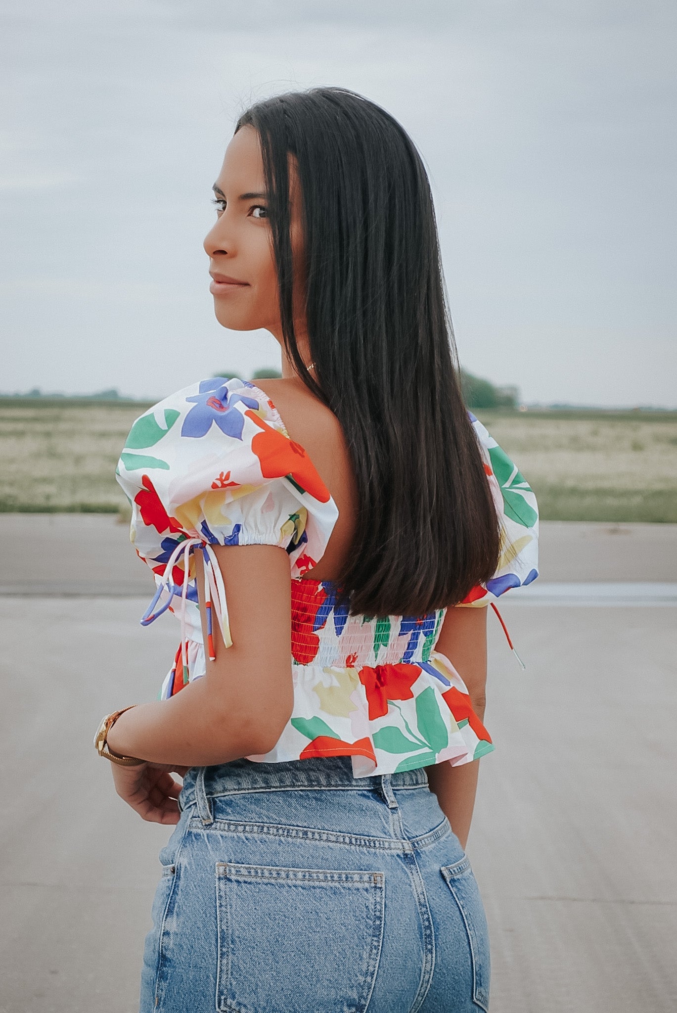 CARNIVAL PUFFY SLEEVE CROP