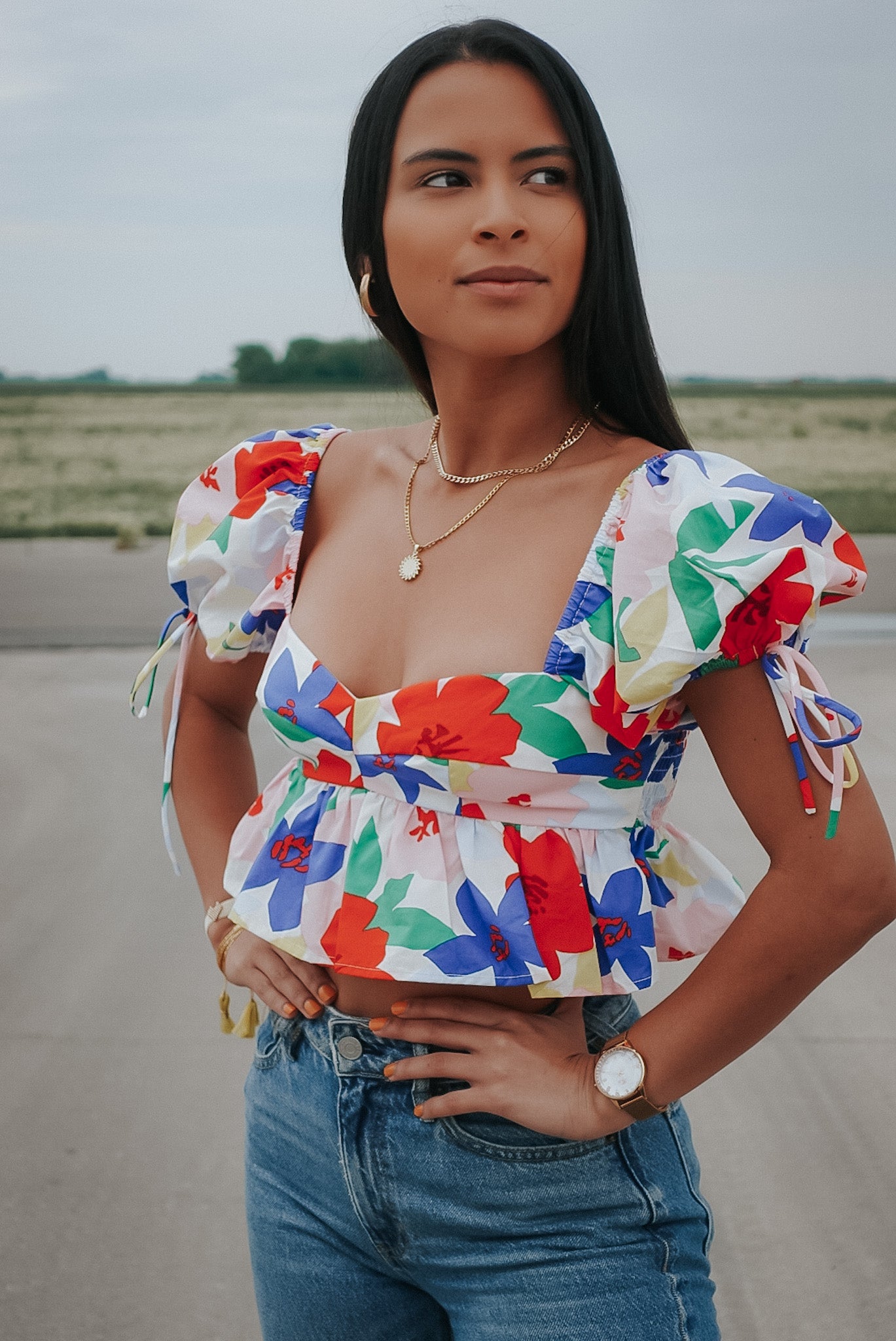 CARNIVAL PUFFY SLEEVE CROP