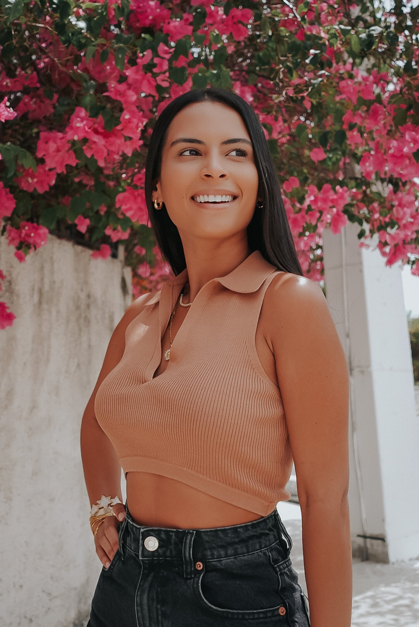 MOCHA COLLAR CROP TOP