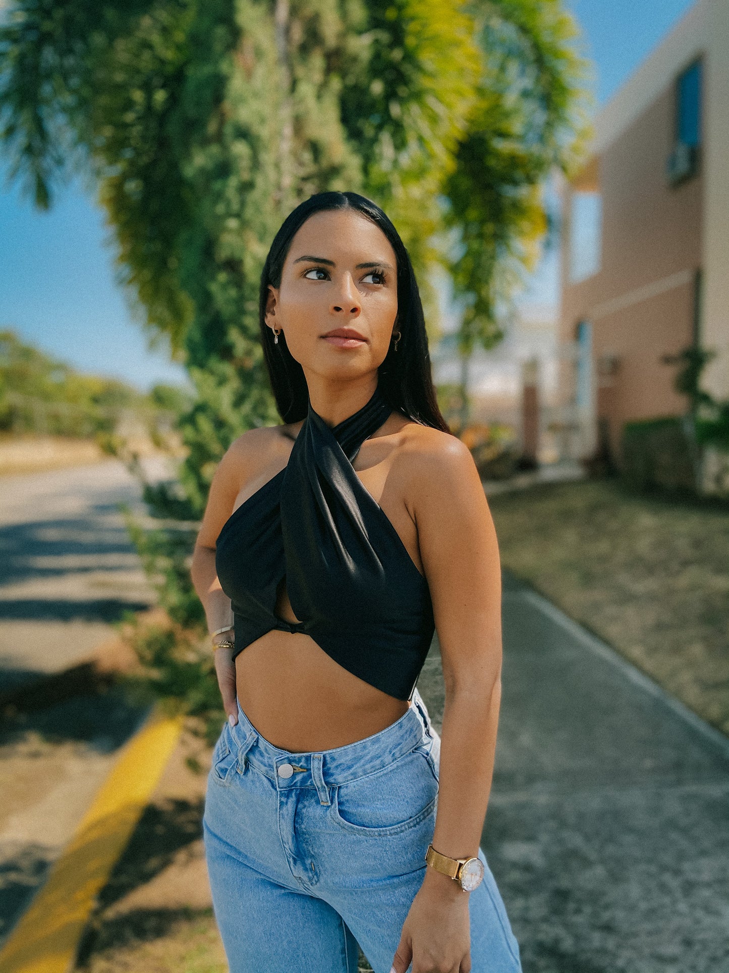 "Oia" Halter Crop