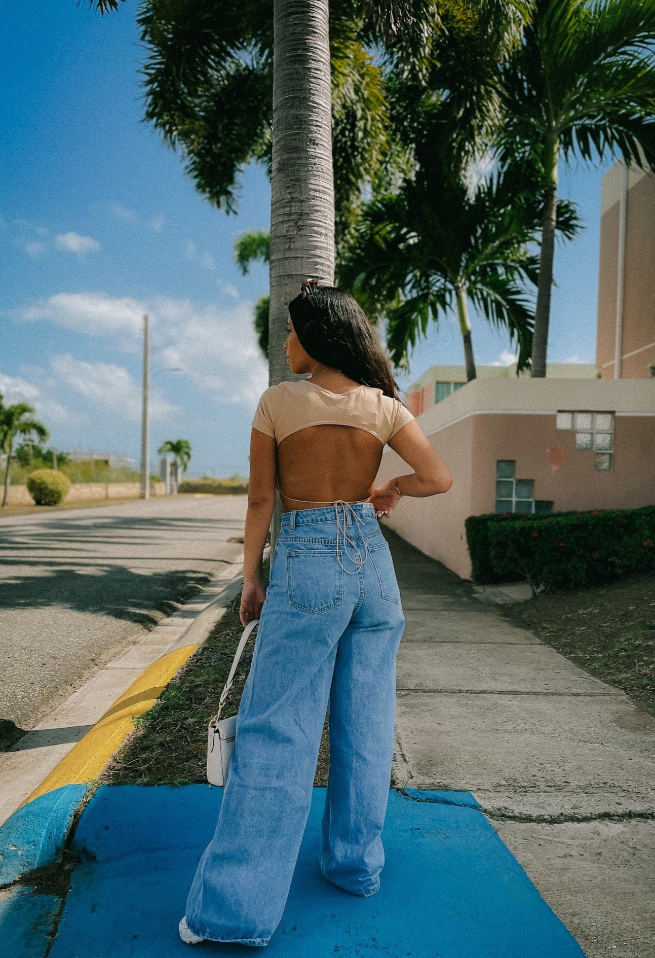 Lia Nude Crop