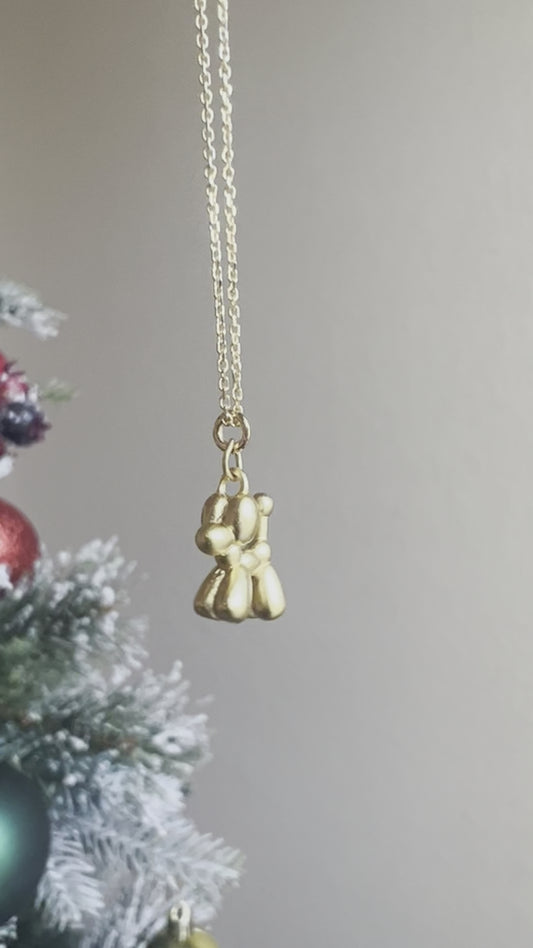 BALLOON DOG NECKLACE